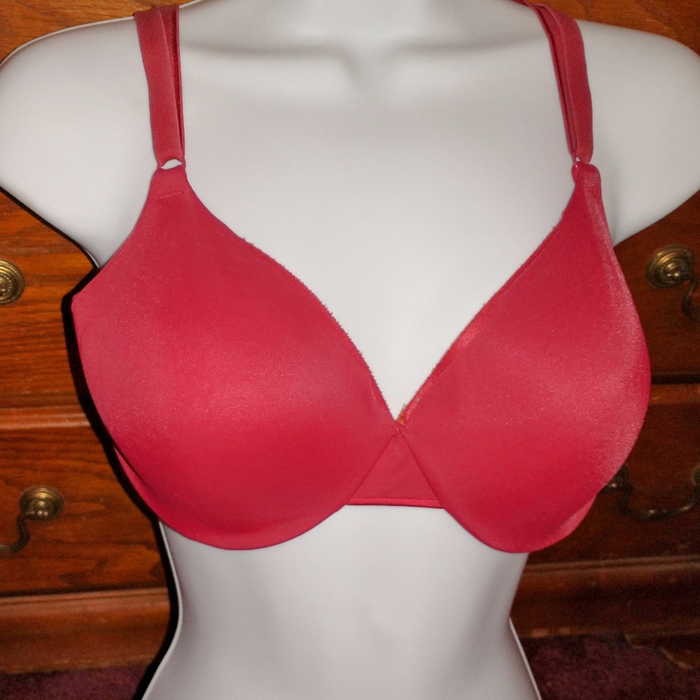 Red bra 34d